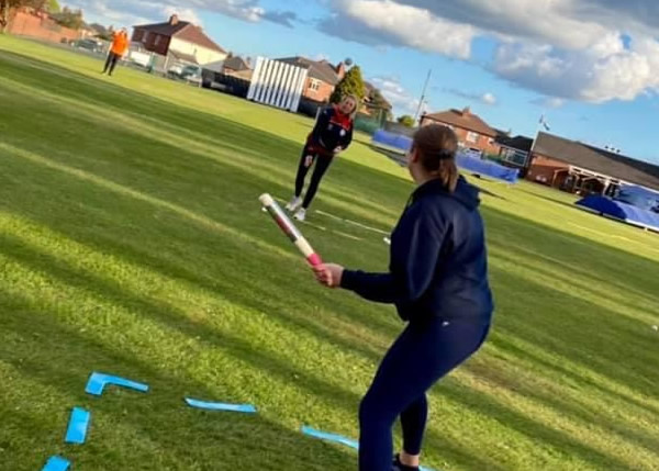 Hanging Heaton Cricket Club Rounders Play